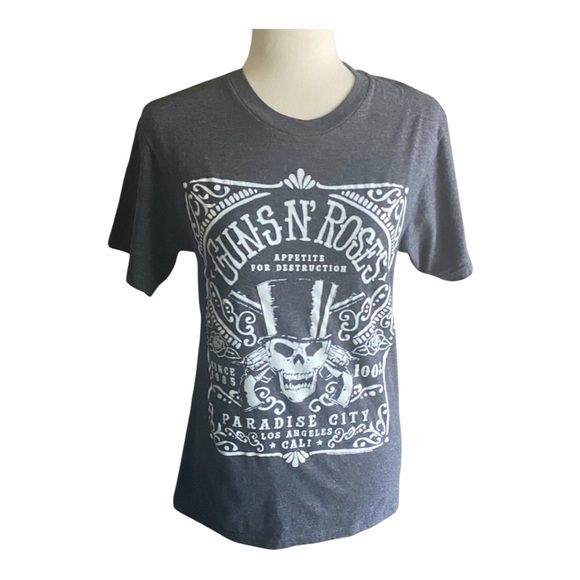NWOT-BRAVADO-GUNS N ROSES TEE SHIRT-SIZE SMALL - Picture 1 of 5